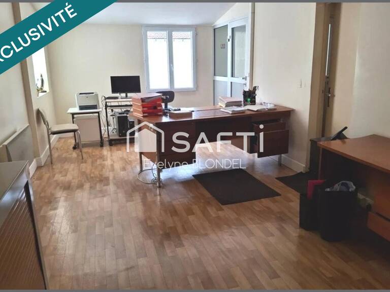 600 M² ENVIRON DE BATIMENTS (AVEC MAISON D HABITATION) — photo 1