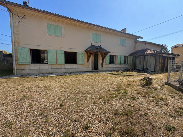 Maison Pierre avec terrain et dépendance. — photo du bien