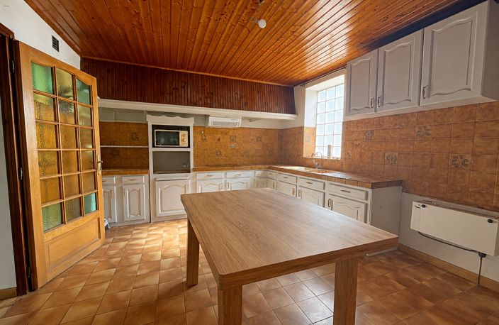Maison Pierre avec terrain et dépendance. — photo 4