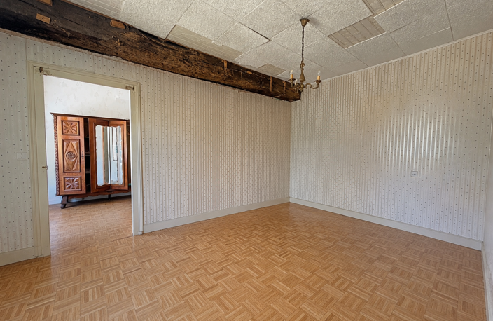 Maison Pierre avec terrain et dépendance. — photo 5