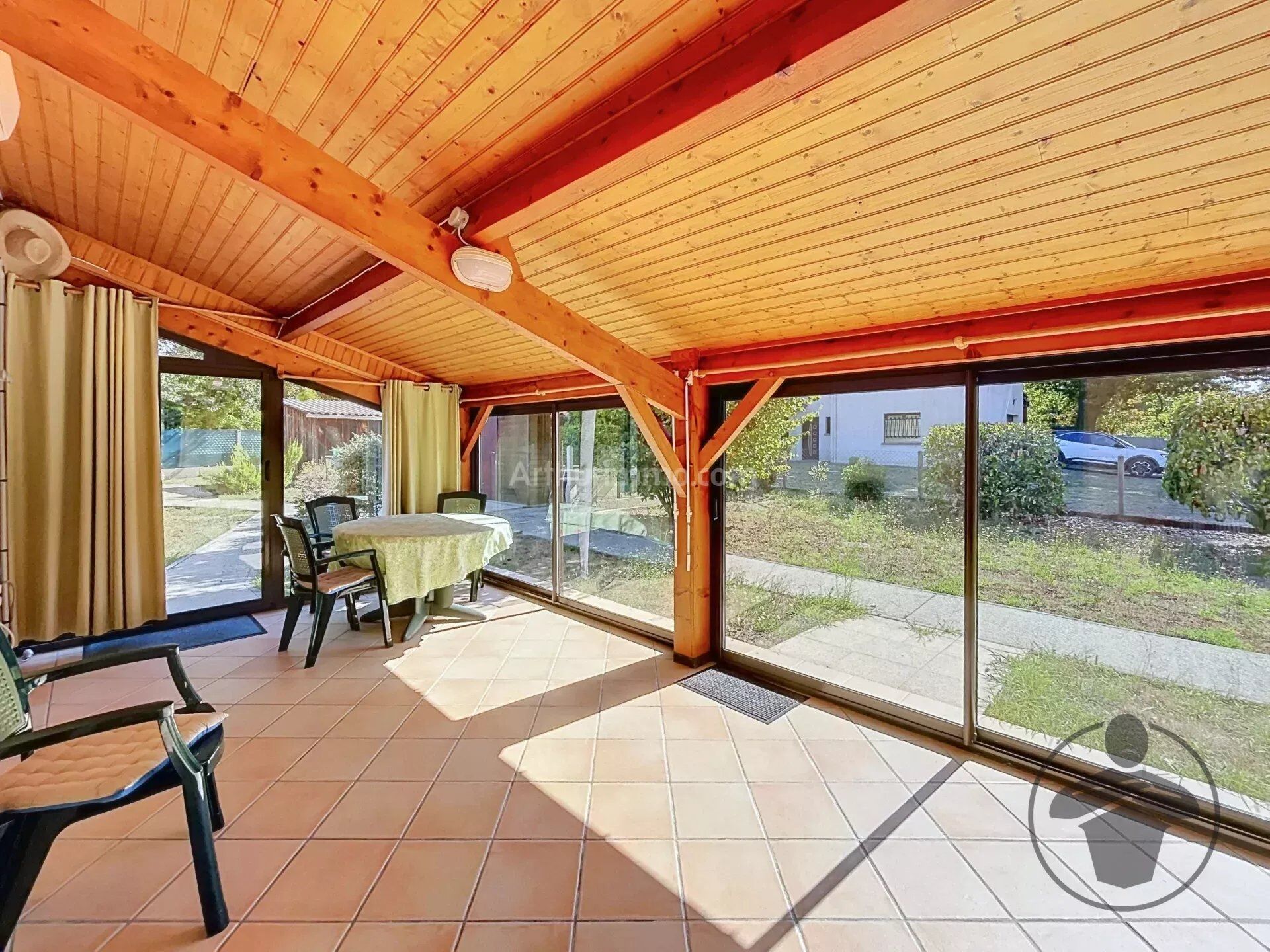 Maison 3 pièces 118 m² · à Tizac-de-Lapouyade · 118 m² · 1 205 €