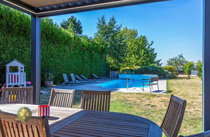 MAISON INDIVIDUELLE 156 m2  AVEC PISCINE + SOUS-SOL TOTAL — photo 2