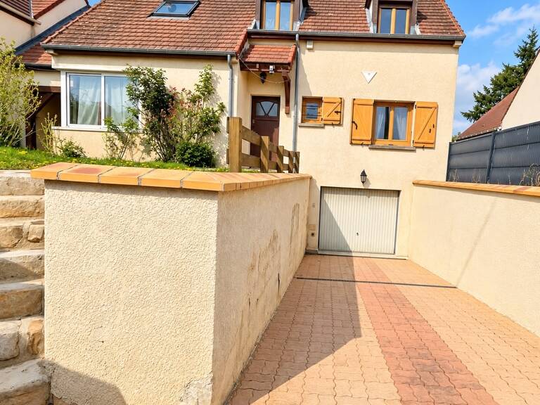 Vente Maison/villa 8 pièces — photo 1