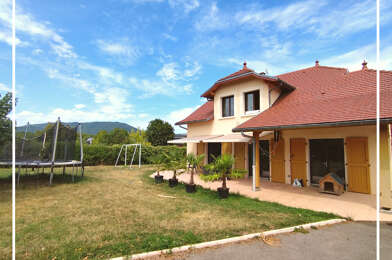 Maison 5 pièces 1642 €