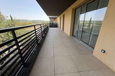 Appartement 3 pièces 1410 €