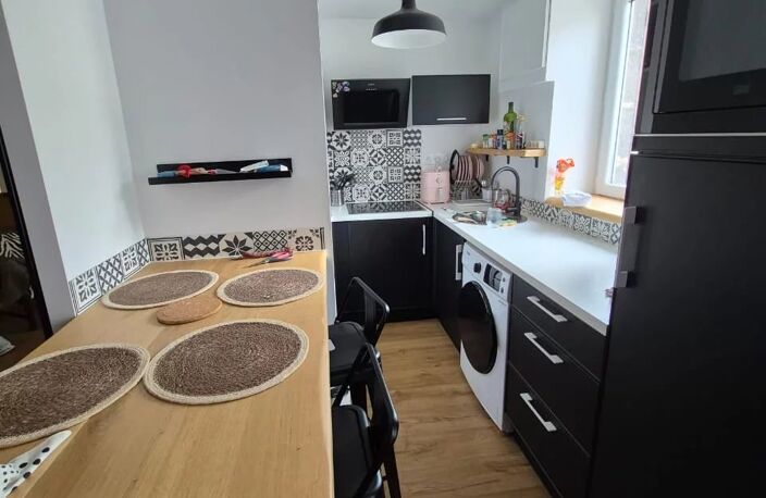 APPARTEMENT F2 IDÉALEMENT SITUÉ À QUELQUES PAS DU CENTRE-VILLE — photo 3