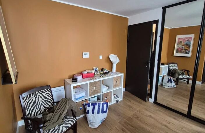 APPARTEMENT F2 IDÉALEMENT SITUÉ À QUELQUES PAS DU CENTRE-VILLE — photo 5