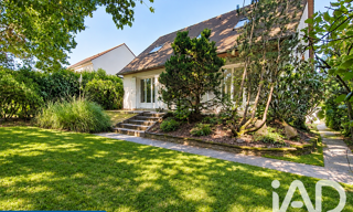 Maison 5 Pièces 209 m² à vendre à Roissy-en-Brie (77680)