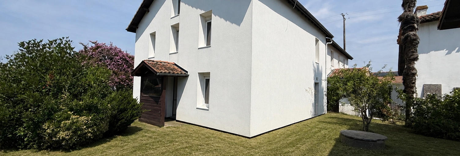 Maison 5 Pièces 220 m² à vendre à Bélus (40300)