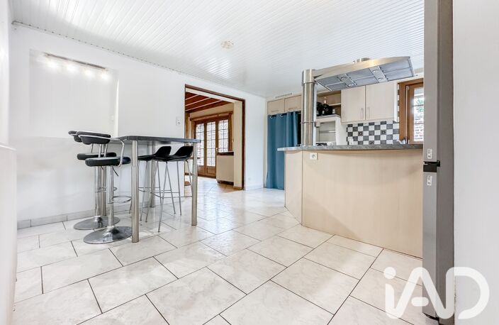 Vente Maison traditionnelle 7 pièces — photo 4