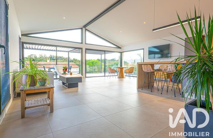 Vente Maison/villa 6 pièces — photo 2