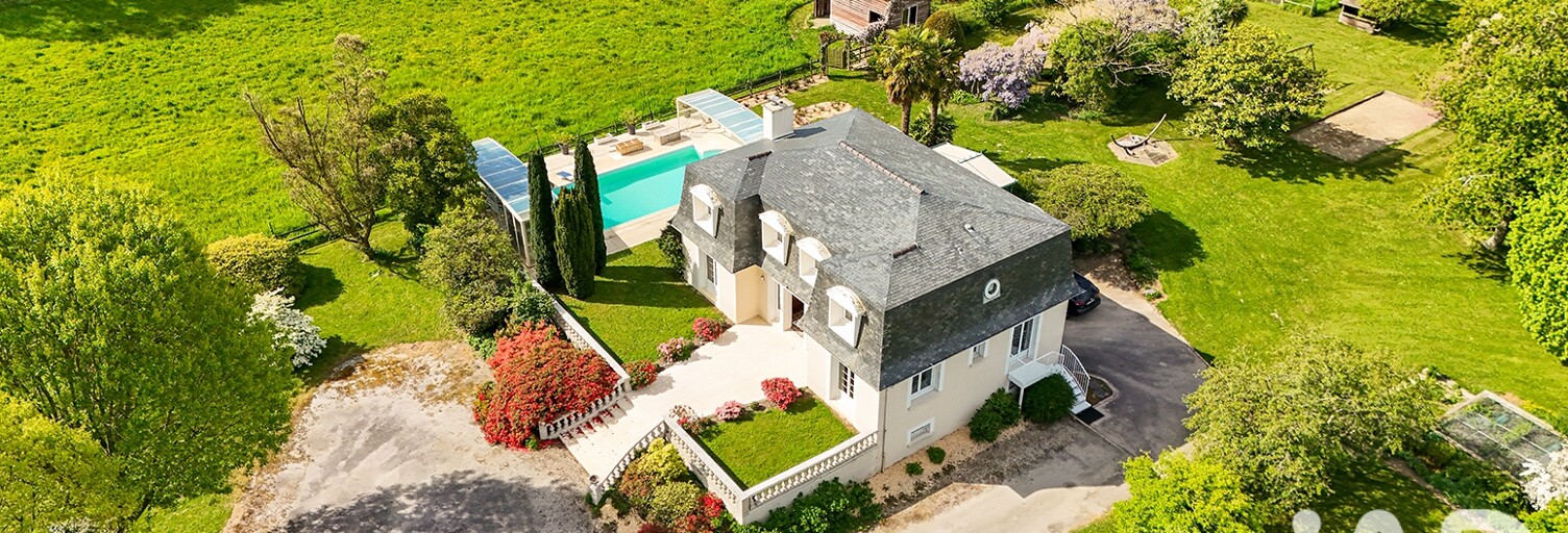 Maison 9 Pièces 197 m² à vendre à Mesnil-Roc'h (35720)