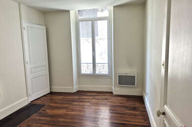 Appartement 3 pièces 795 €