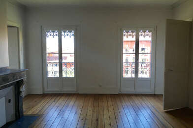Appartement 3 pièces 1421 €