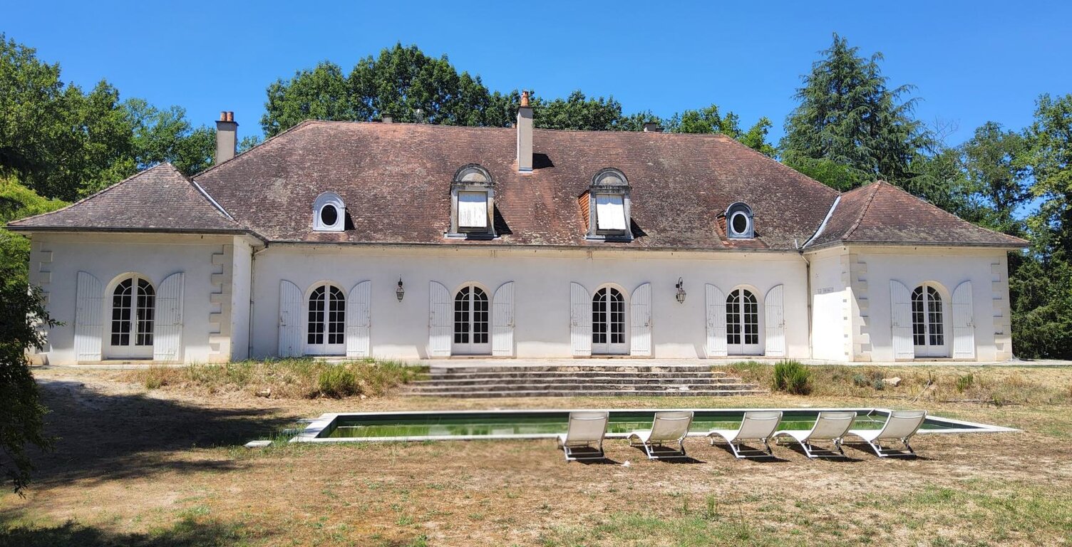 Vente maison 10 pièces 605 m² Langon (33210) — photo 1