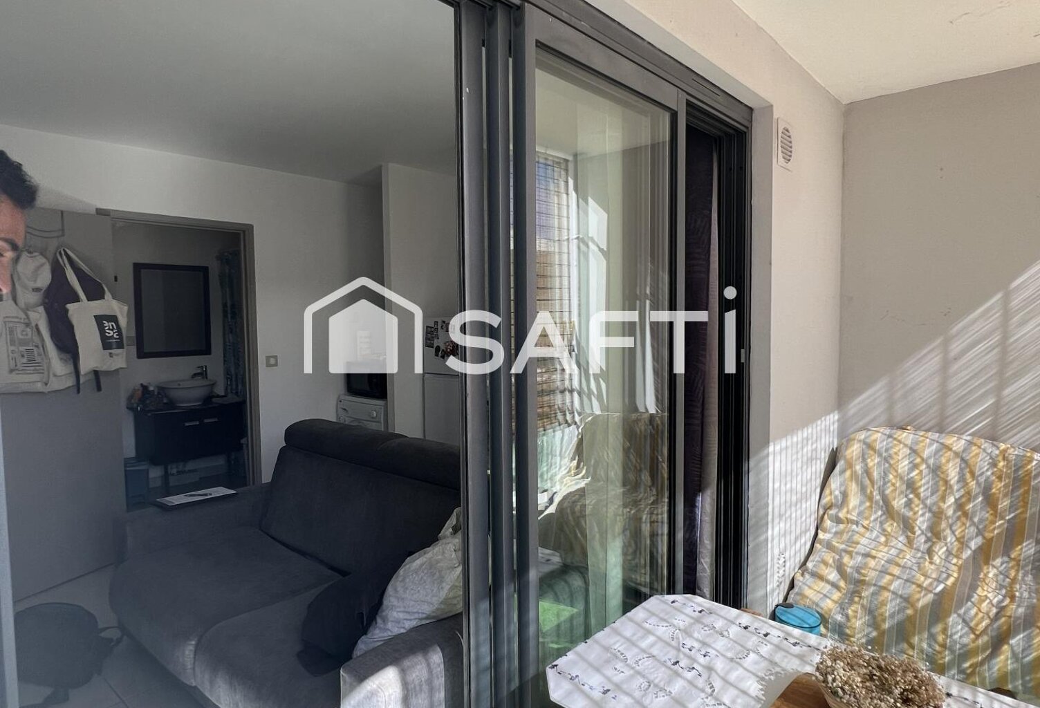 La Possession  Studio, belle opportunité locative — photo 1