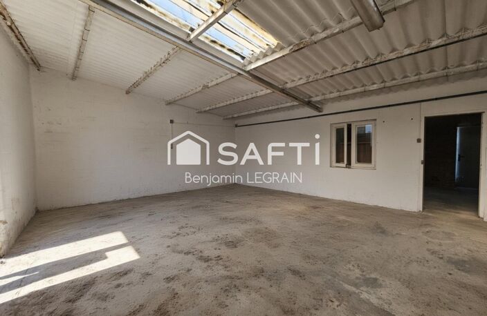 Garage de 90m2 sur terrain constructible — photo 2