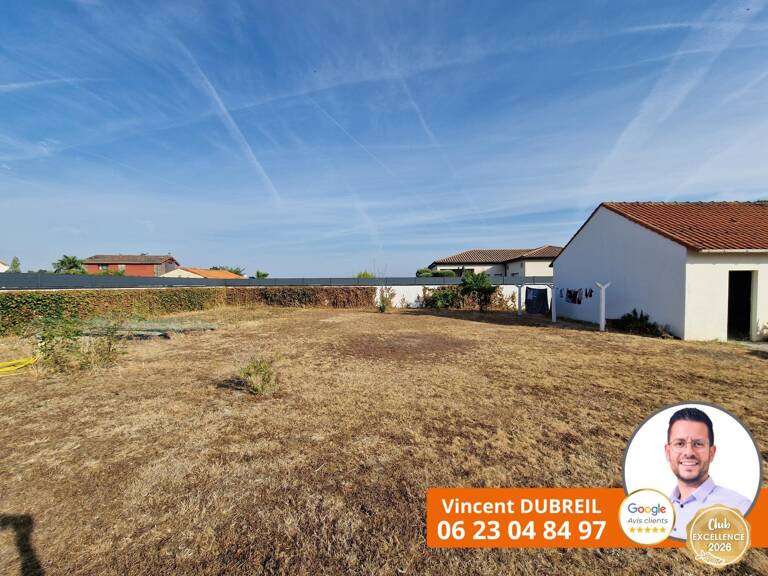 TERRAIN SAINT JULIEN PROCHE CENTRE BOURG — photo 1