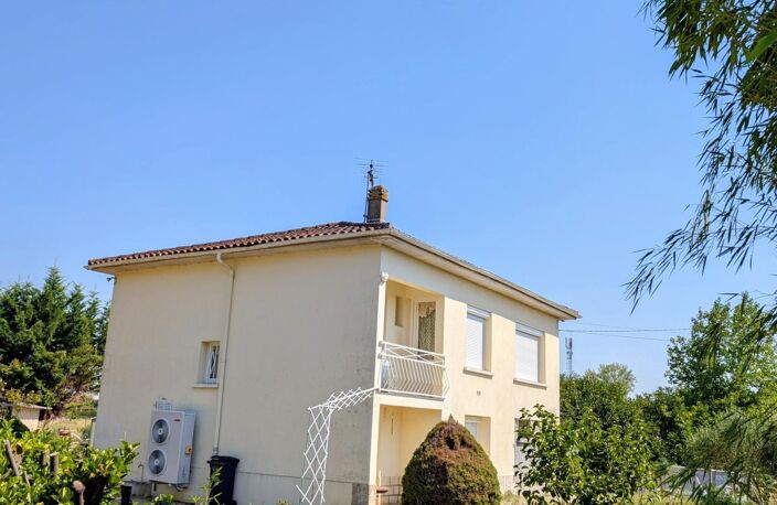 Maison 7 pièces  119 m² habitables  Terrain de 650 m²  Bias / Pujols — photo 2