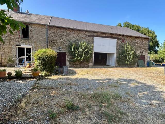 Maison au calme proche de toutes commodités et de la sortie d'autoroute — photo du bien