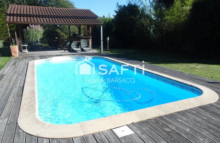 TRES BELLE MAISON EN PIERRE AVEC PISCINE ET JARDIN — photo 3
