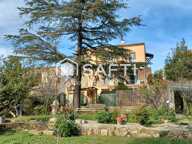Sur la commune de Bandol, a cinq minutes a pied des plages, dans une batisse des années 30, haut de villa de 85m² de type 4 avec jardin privatif exposé Sud surplombant la baie de rénecros — photo 2
