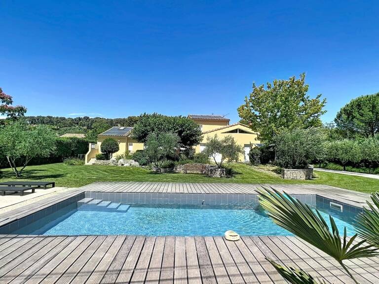 Cadenet, Villa 7 pièces 6 chambres sur 2000m² — photo 1
