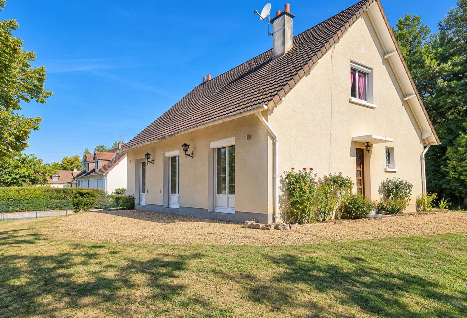 Maison familiale avec terrain de 1 100 m² — photo 1