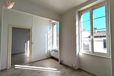 Appartement 3 pièces 570 €