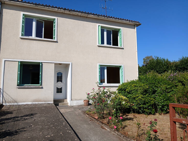 Maison lumineuse 4 chambres avec terrain clos et arboré — photo 1