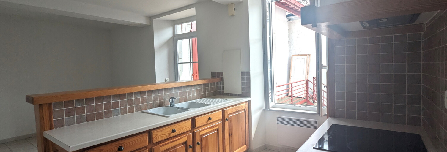 Appartement 3 Pièces 56 m² à louer à Saint-Palais (64120)