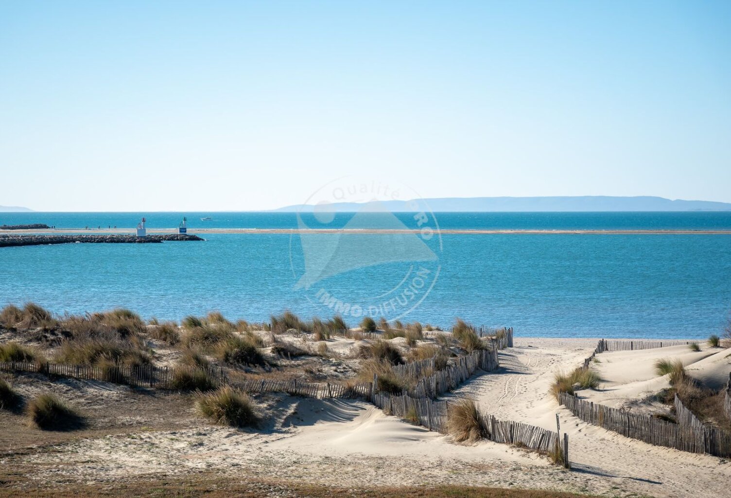 Studio Cabine terrasse vue mer + parking — photo 1