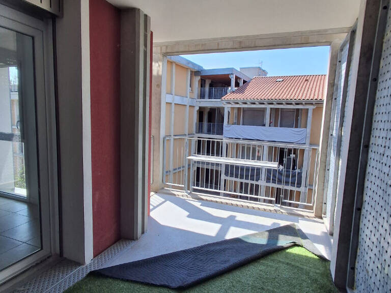Appartement T2 48, 93 m2 en dernier étage — photo 1