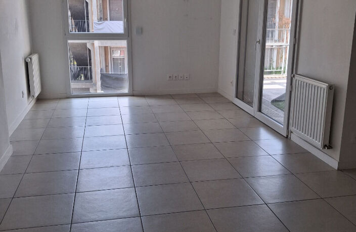 Appartement T2 48, 93 m2 en dernier étage — photo 5