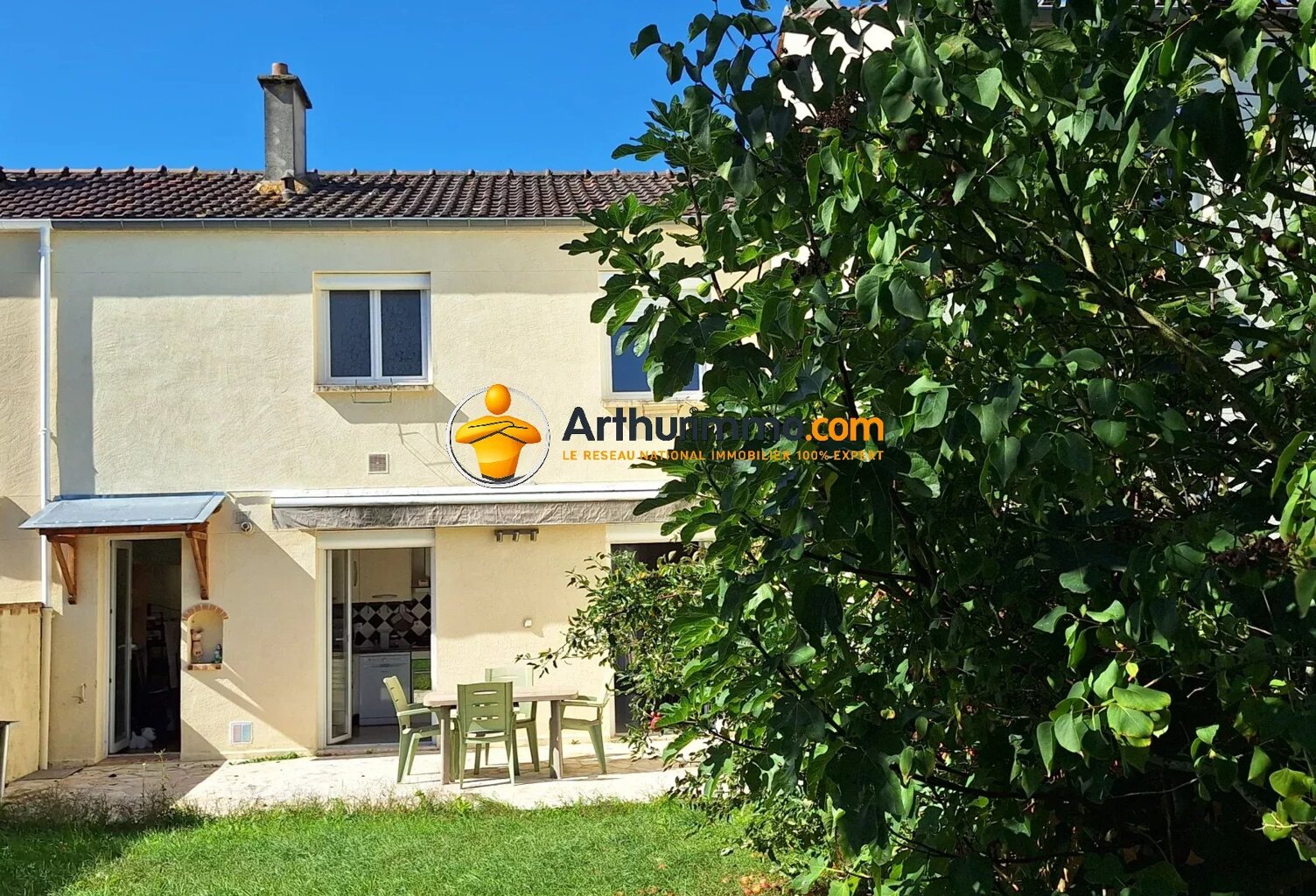 Maison 4 pièces avec terrasse et jardin — photo 1