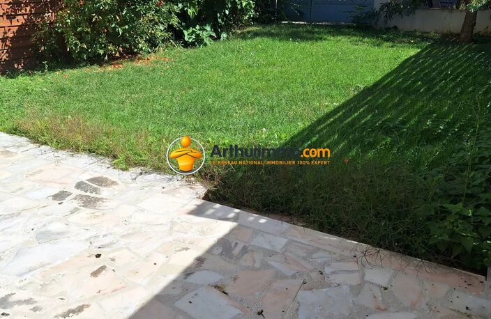 Maison 4 pièces avec terrasse et jardin — photo 4