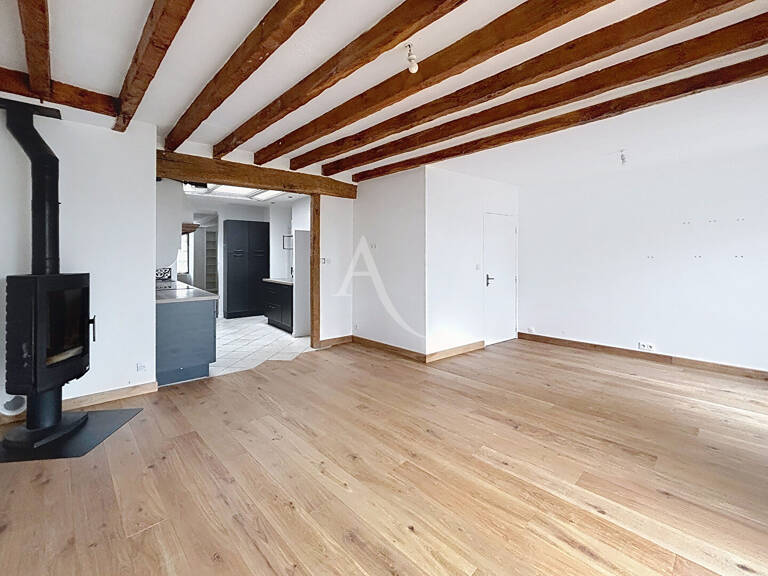 Maison Château-Gontier Sur Mayenne 6 pièce(s) 123 m2 — photo 1