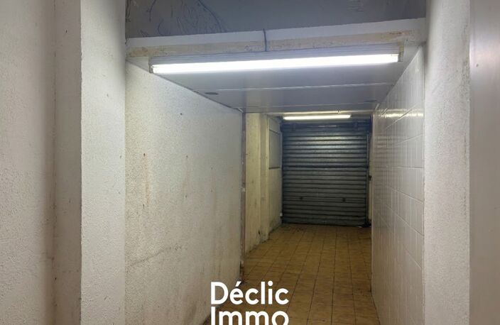 À deux pas du port et de la plage  Local 14 m² -A VENDRE -LE GRAU DU ROI  — photo 4