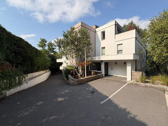 BAYONNE , QUARTIER DES ARÈNES  APPARTEMENT ATTIQUE D'EXCEPTION — photo du bien