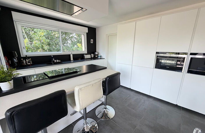 BAYONNE , QUARTIER DES ARÈNES  APPARTEMENT ATTIQUE D'EXCEPTION — photo 4