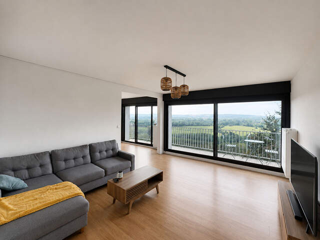 APPARTEMENT 5 PIÈCE(S) 100 M² - CHARLEVILLE-MÉZIÈRES — photo du bien