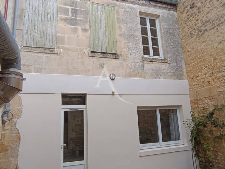 Immeuble avec local commercial - appartements — photo 1