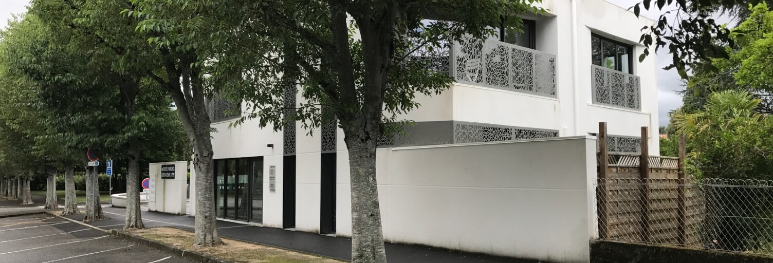 Immeuble  219 m² à vendre à Tarbes (65000)