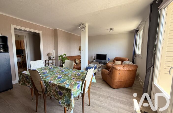 Location Appartement 3 pièces — photo 2