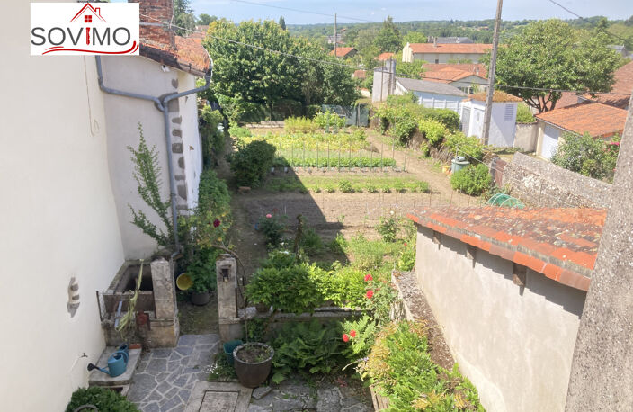 SPACIEUSE MAISON DE CENTRE VILLE AVEC JARDIN — photo 3