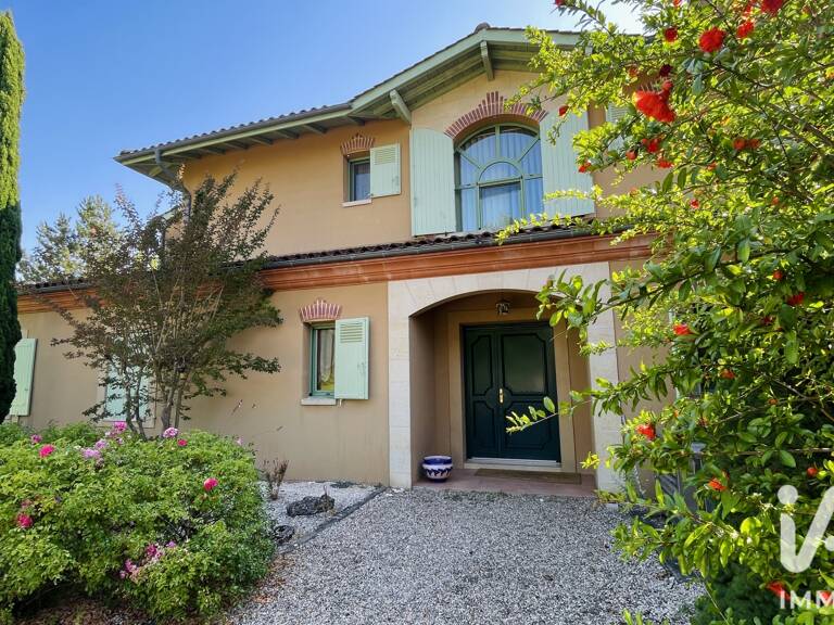 Vente Maison/villa 8 pièces — photo 1