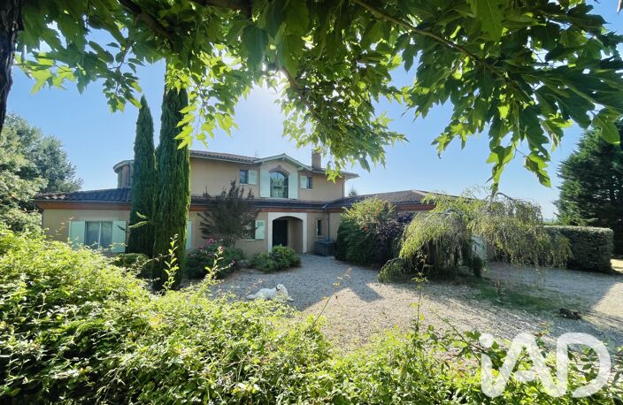 Vente Maison/villa 8 pièces — photo 3