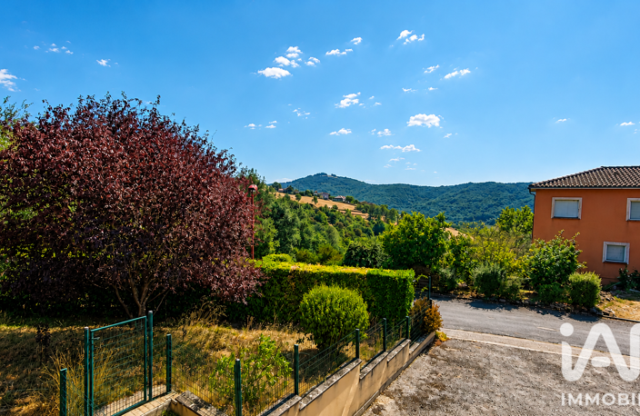 Vente Maison/villa 4 pièces — photo 2