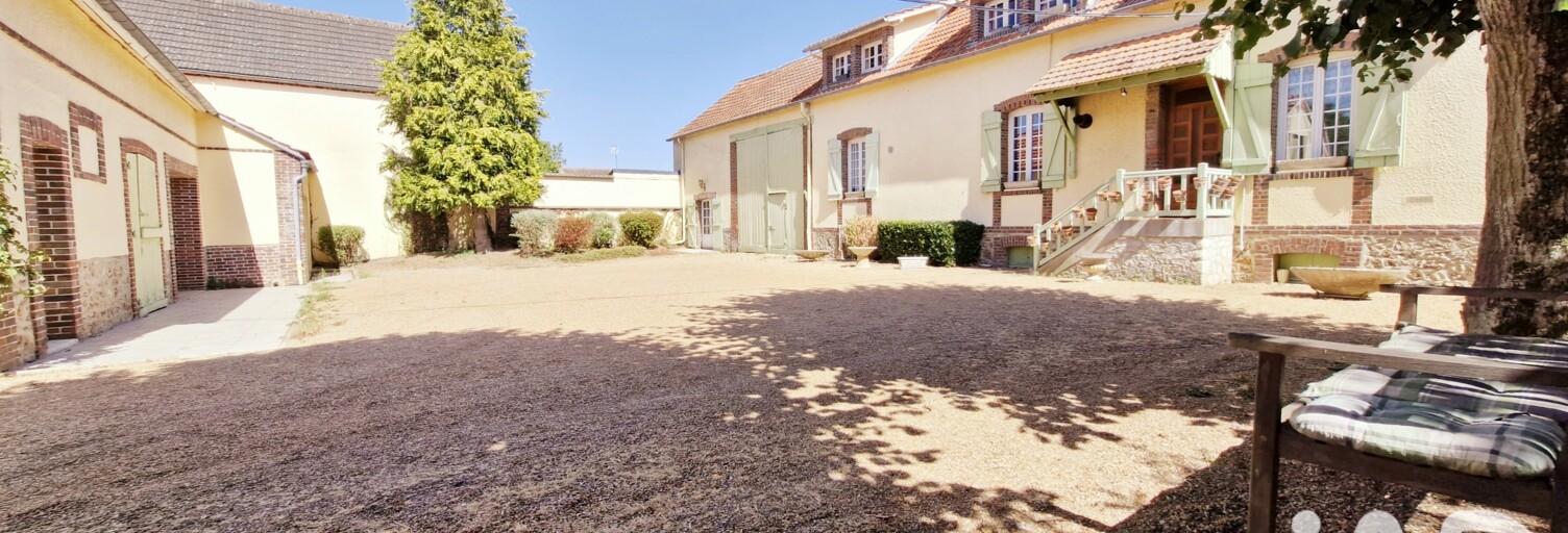 Maison 9 Pièces 190 m² à vendre à Thivars (28630)