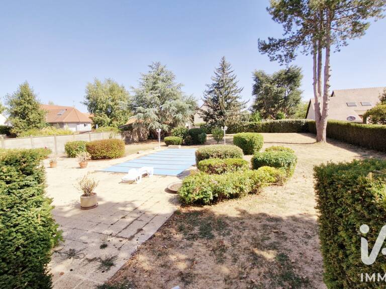 Vente Maison/villa 9 pièces — photo 1